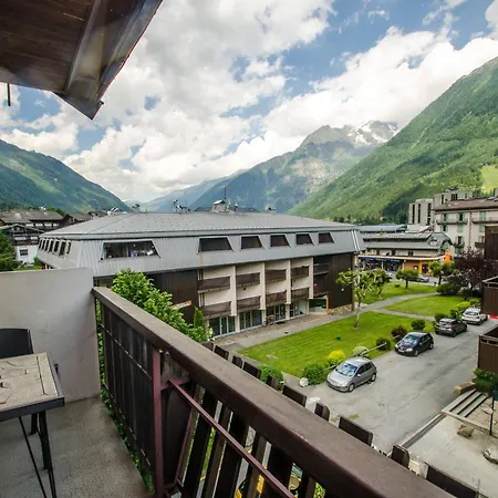 : Bel 4 Pers, 2 Ch, Wifi, Parking, Animaux Acceptes - Fr-1-343-257 * Chamonix